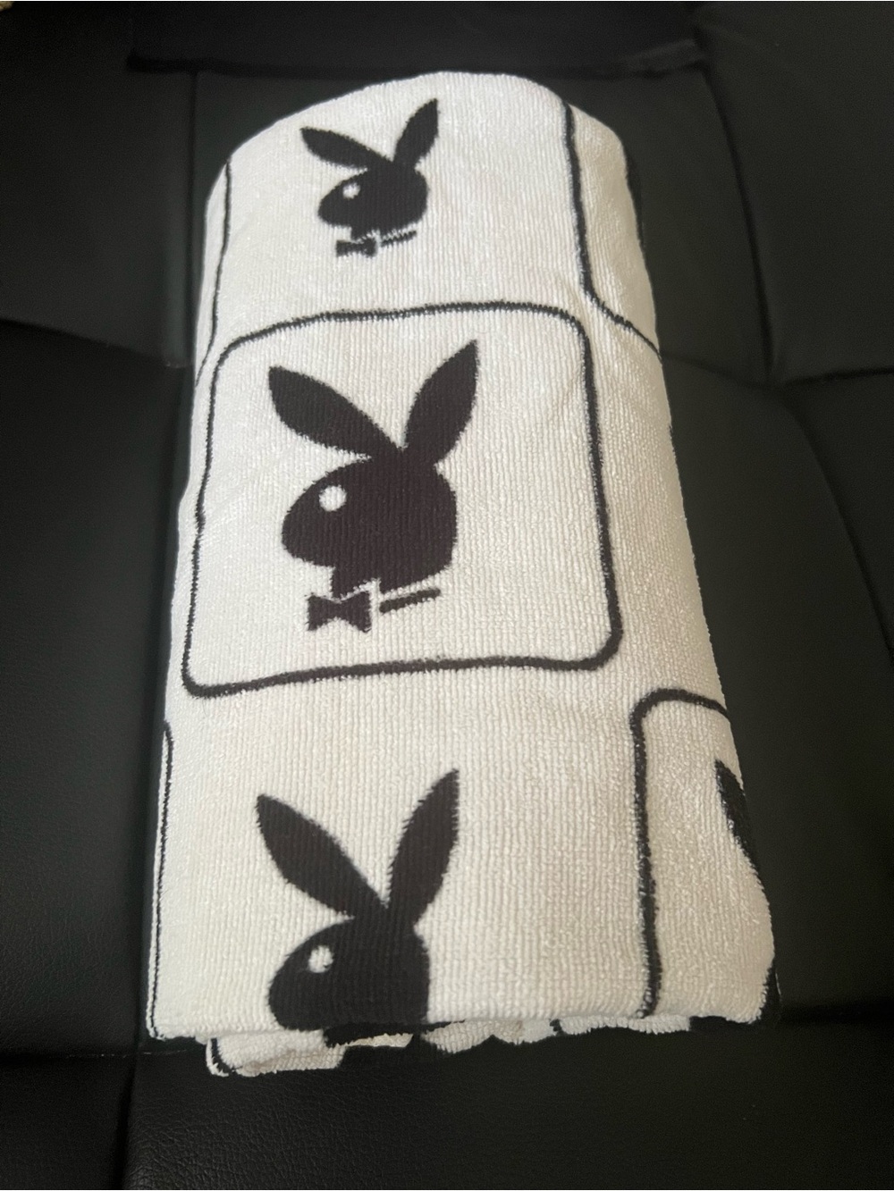 😍🍭FREE$10Gift 🦊PLAYBOY classic Signature Bunny Logo Towel